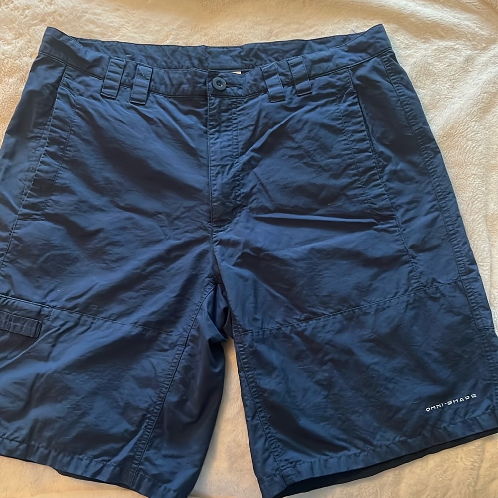 Columbia Omni shape , performance fishing gear shorts
